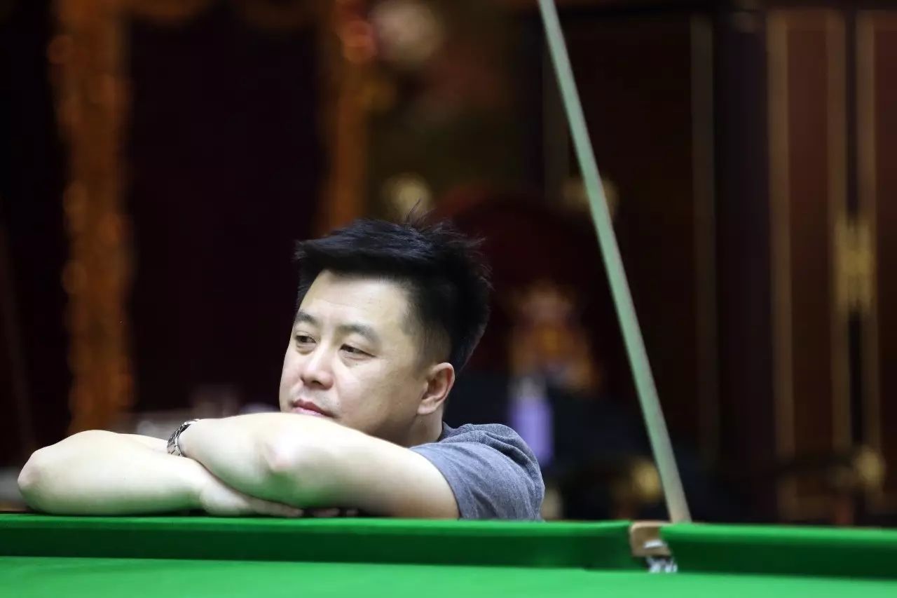 冠军就不再 冠军就不再