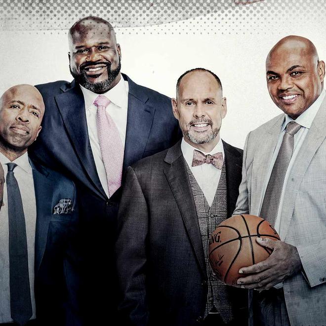 门将飞身扑 门将飞身扑