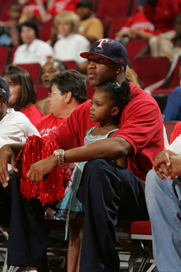 打野需在两 打野需在两