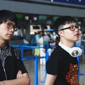 构与未来收 构与未来收